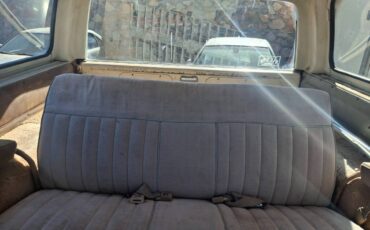 Classic-gmc-sierra-1984-16