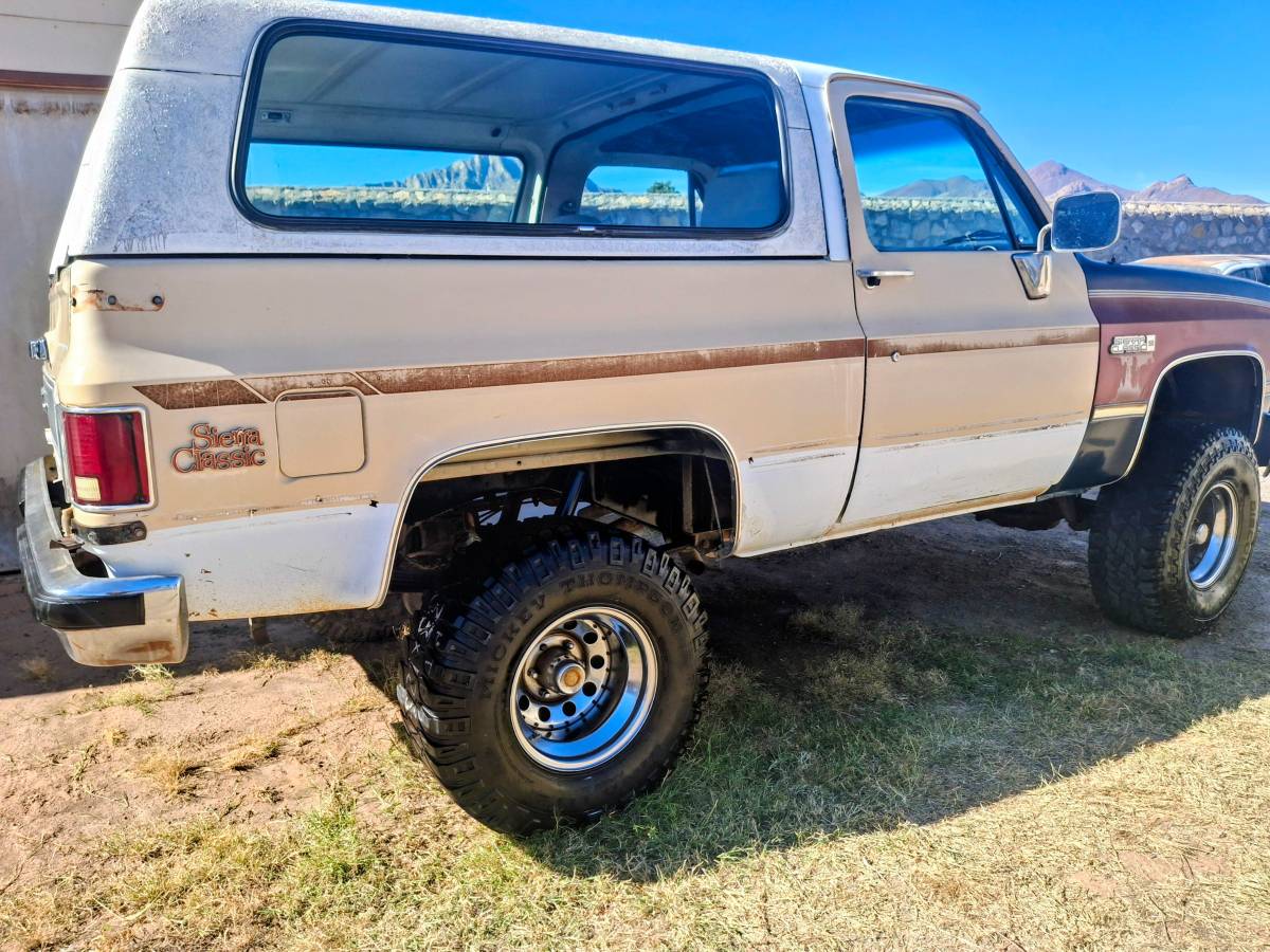 Classic-gmc-sierra-1984-2