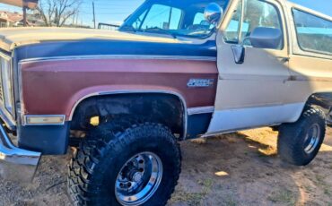 Classic-gmc-sierra-1984-5