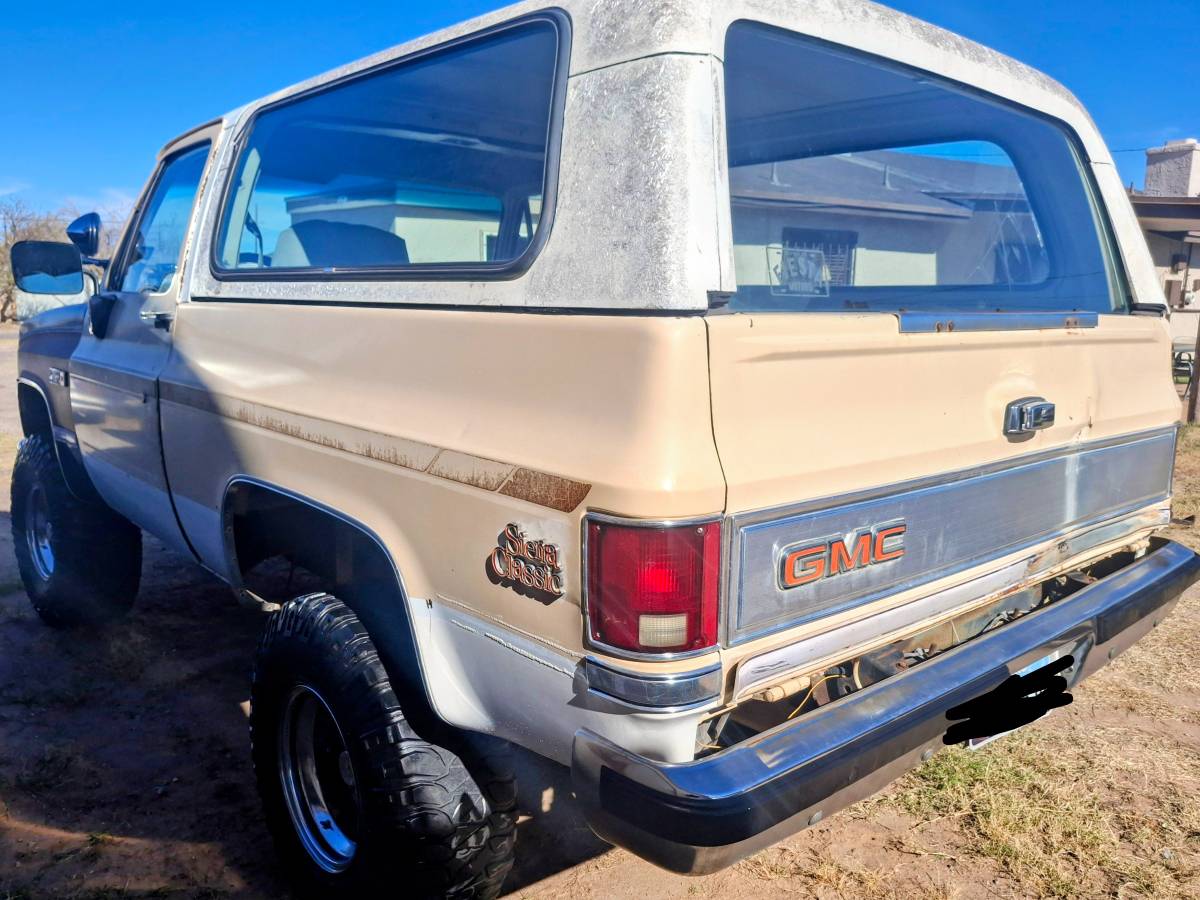 Classic-gmc-sierra-1984