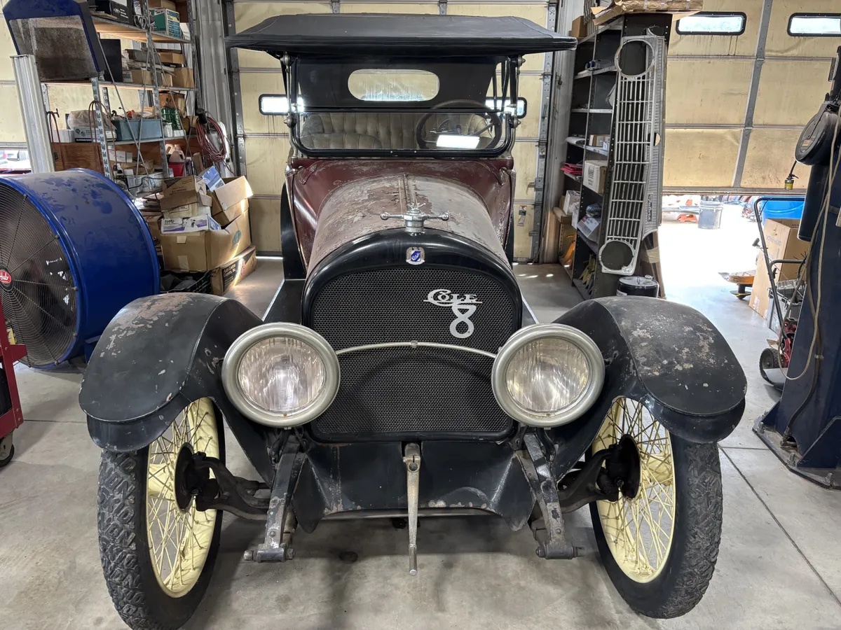 Cole-All-models-1915-Maroon-Tan-3