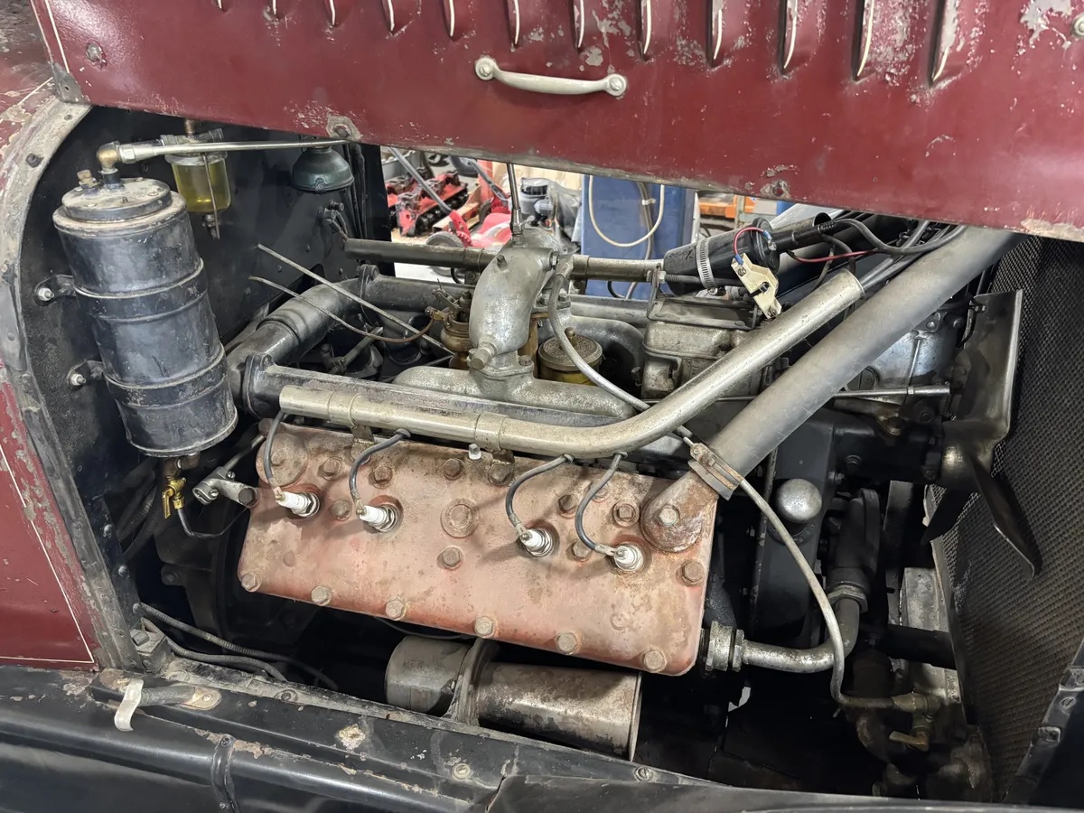 Cole-All-models-1915-Maroon-Tan-7