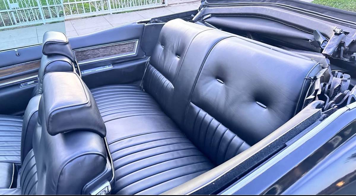 Convertible-cadillac-eldorado-1971-black-3