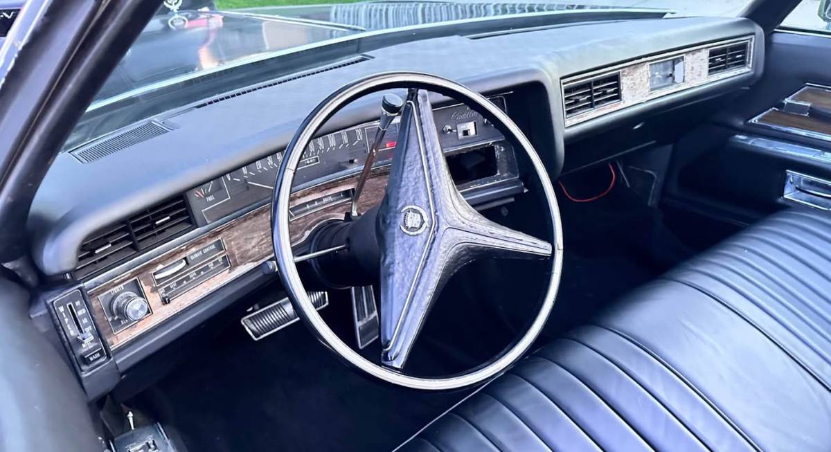 Convertible-cadillac-eldorado-1971-black-6