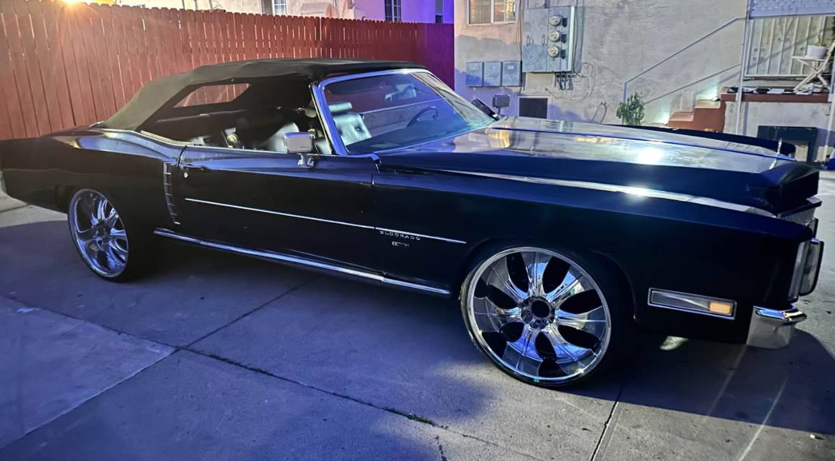 Convertible-cadillac-eldorado-1971-black-7