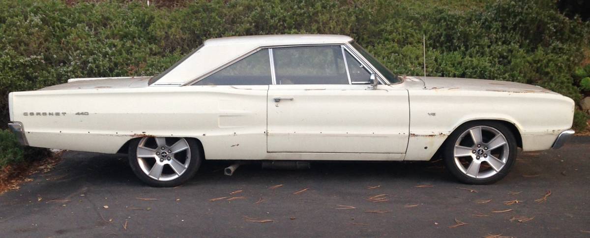 Coronet-440-1967-white