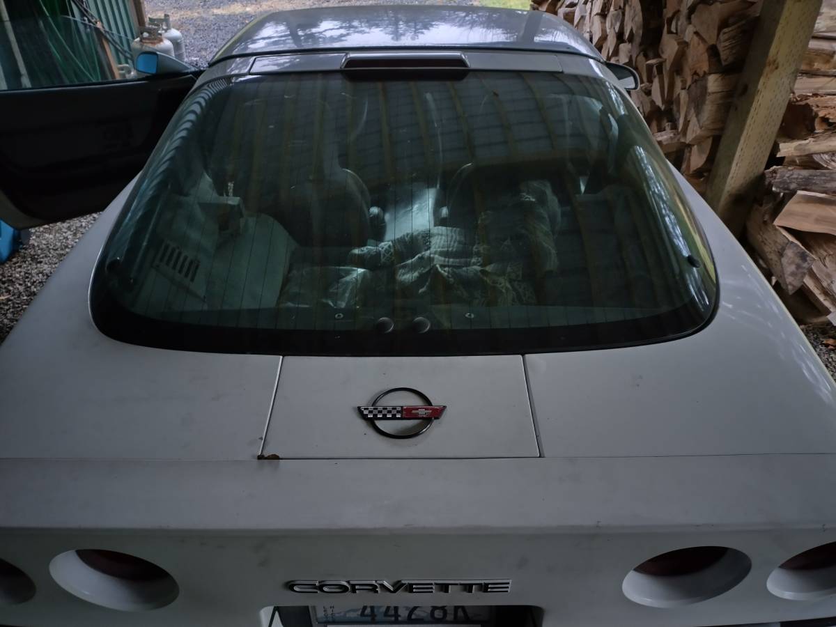 Corvette-1990-white-1