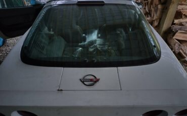 Corvette-1990-white-11