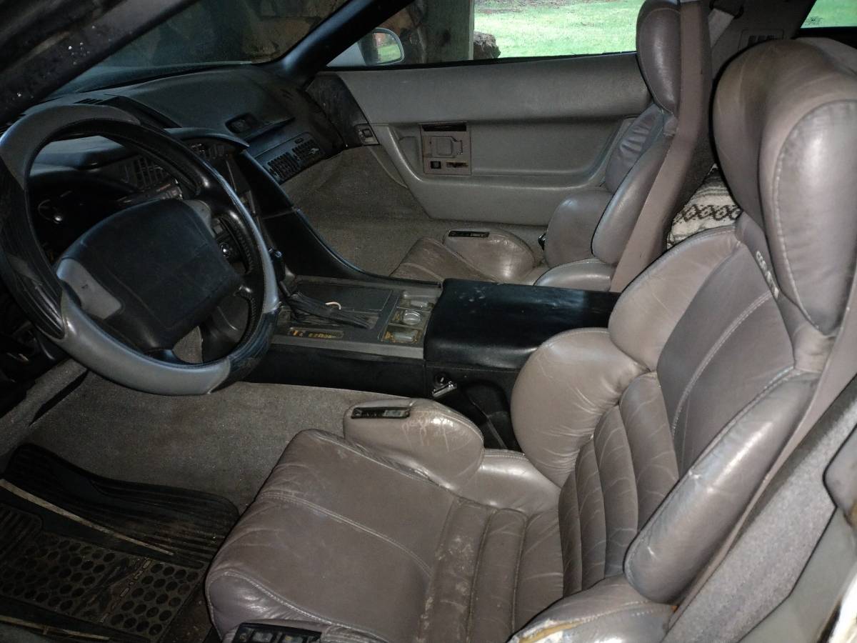 Corvette-1990-white-5