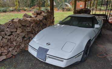 Corvette-1990-white-8