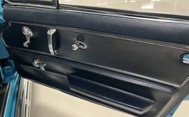 Corvette-convertible-1966-blue-11