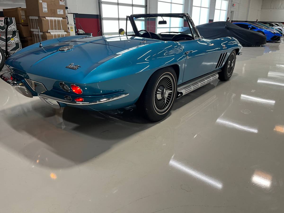 Corvette-convertible-1966-blue-14