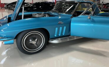 Corvette-convertible-1966-blue-5