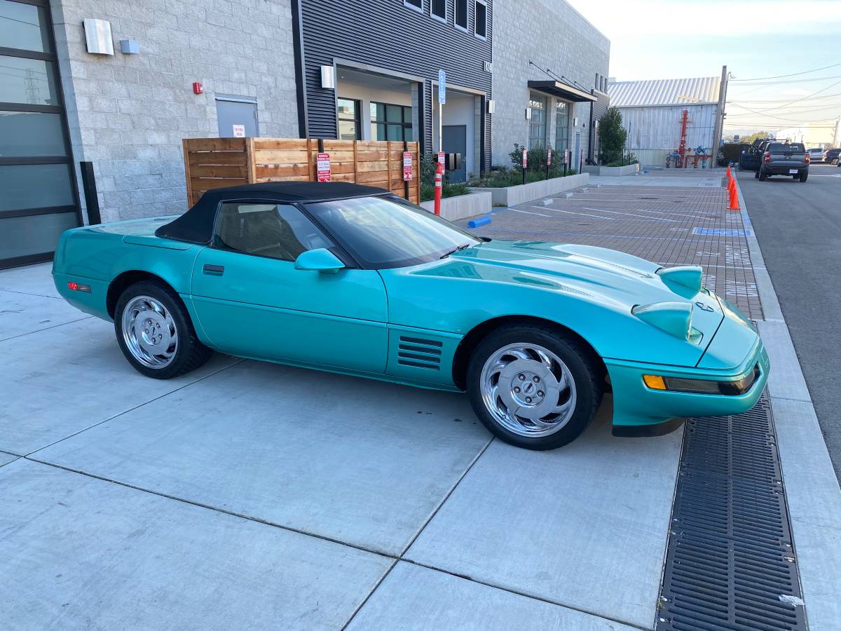 Corvette-convertible-1991-custom-2