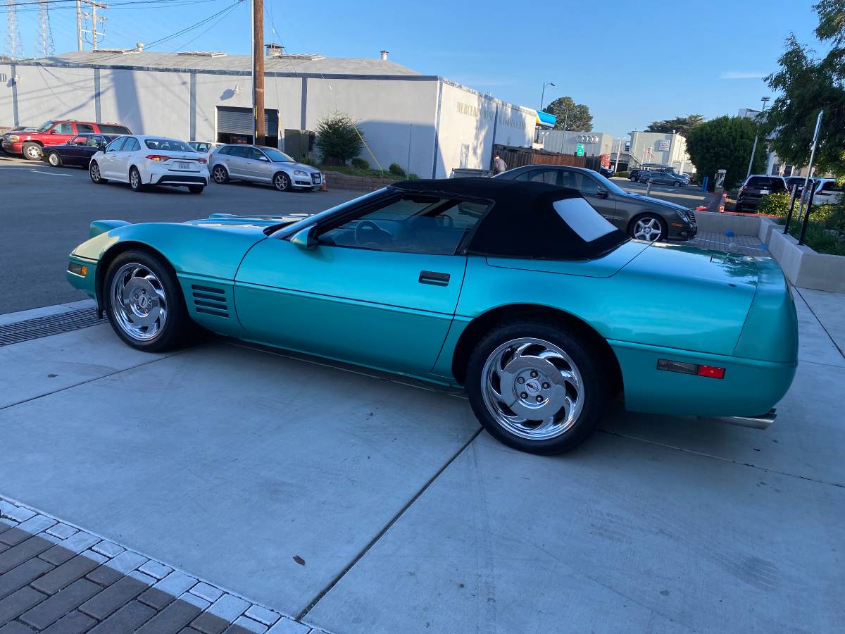 Corvette-convertible-1991-custom-4