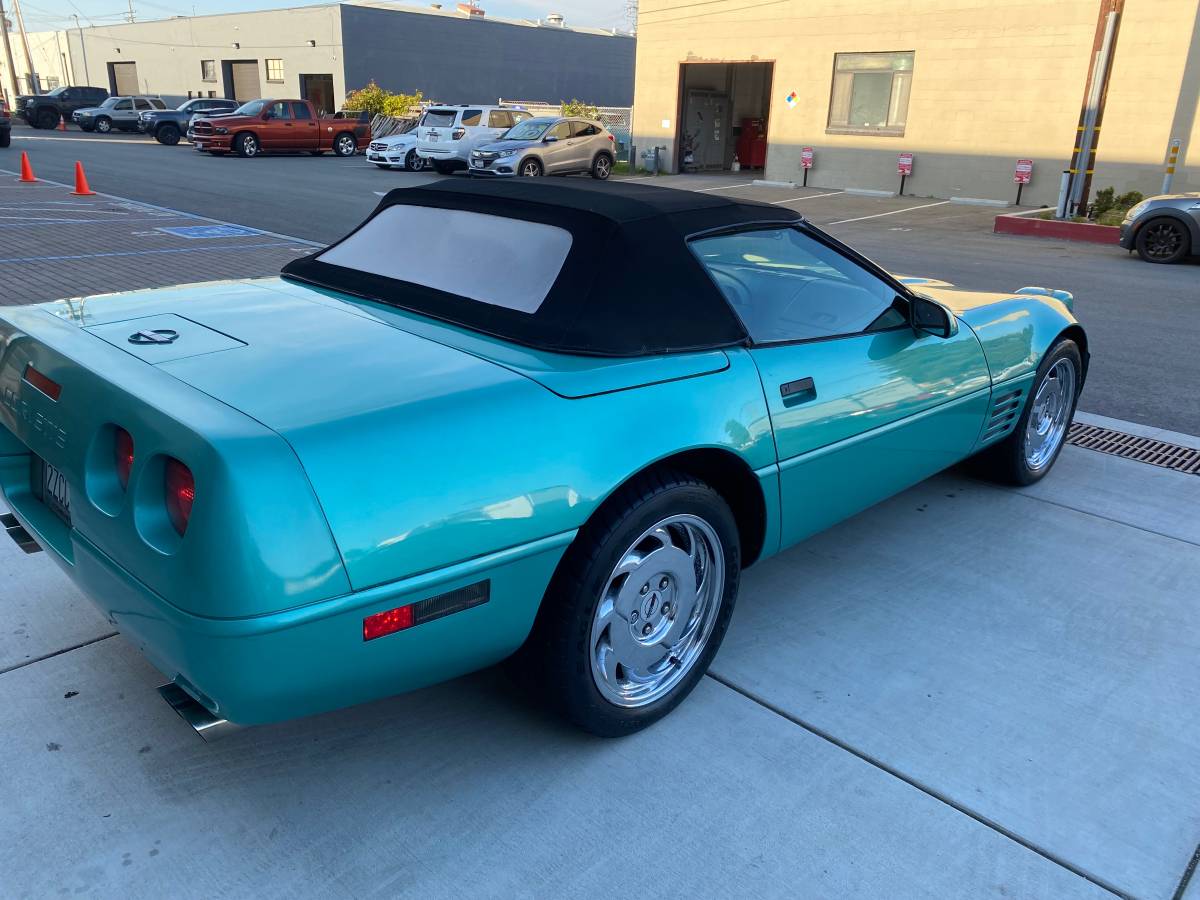 Corvette-convertible-1991-custom-6
