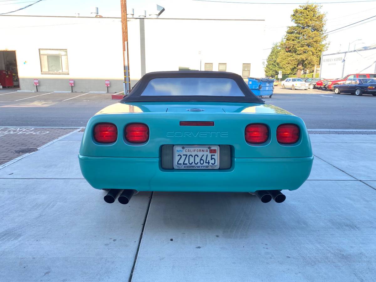 Corvette-convertible-1991-custom-9