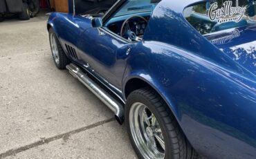 Corvette-coupe-1968-blue-10
