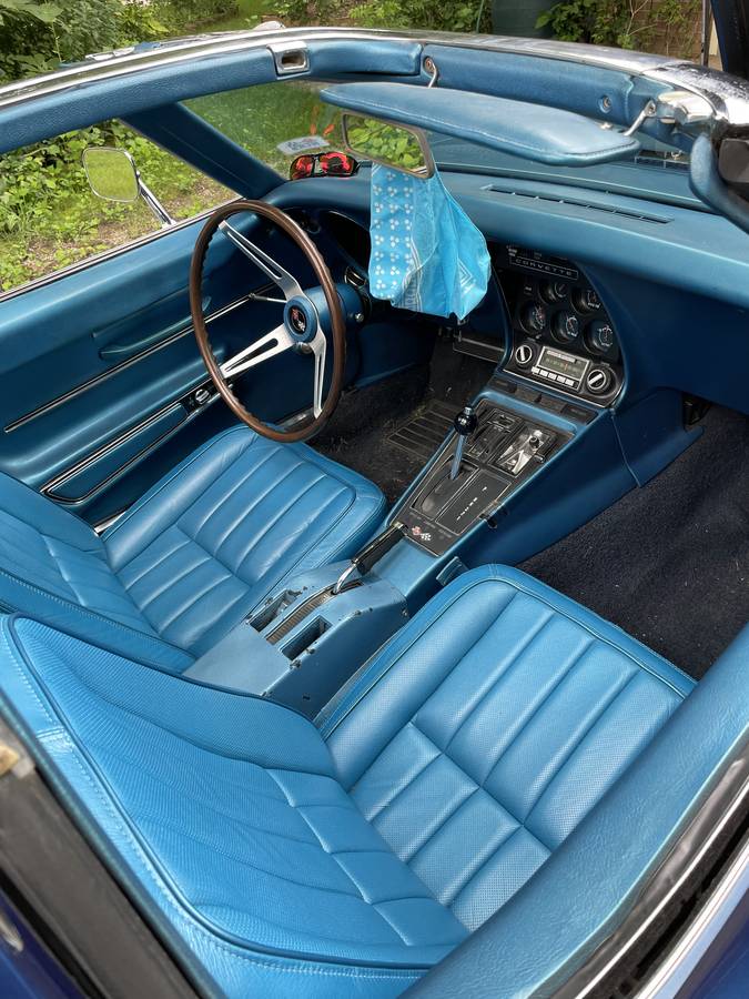 Corvette-coupe-1968-blue-7