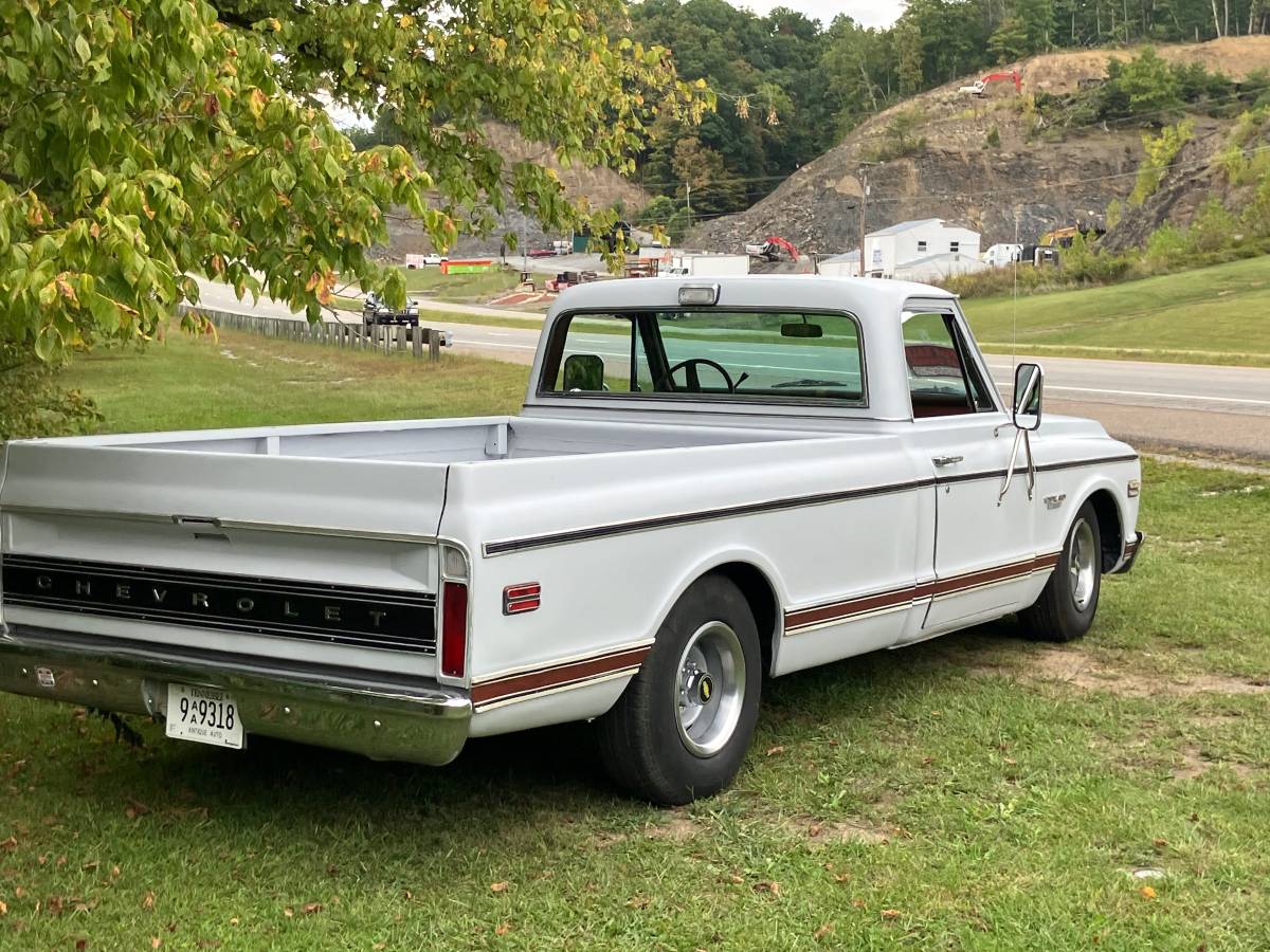 Cst10-chevy-pickup-1970-grey-5