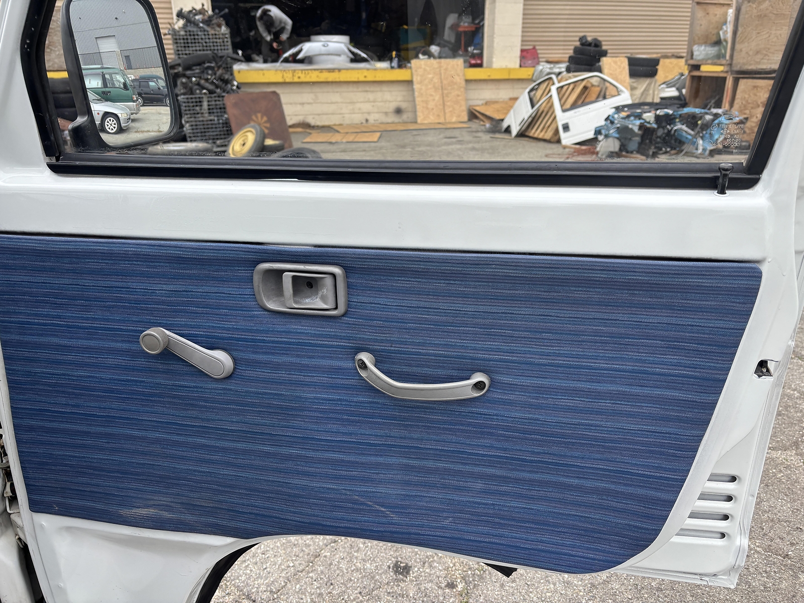 Daihatsu-Hijet-1993-Scissors-dump-11