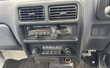 Daihatsu-Hijet-1993-Scissors-dump-16