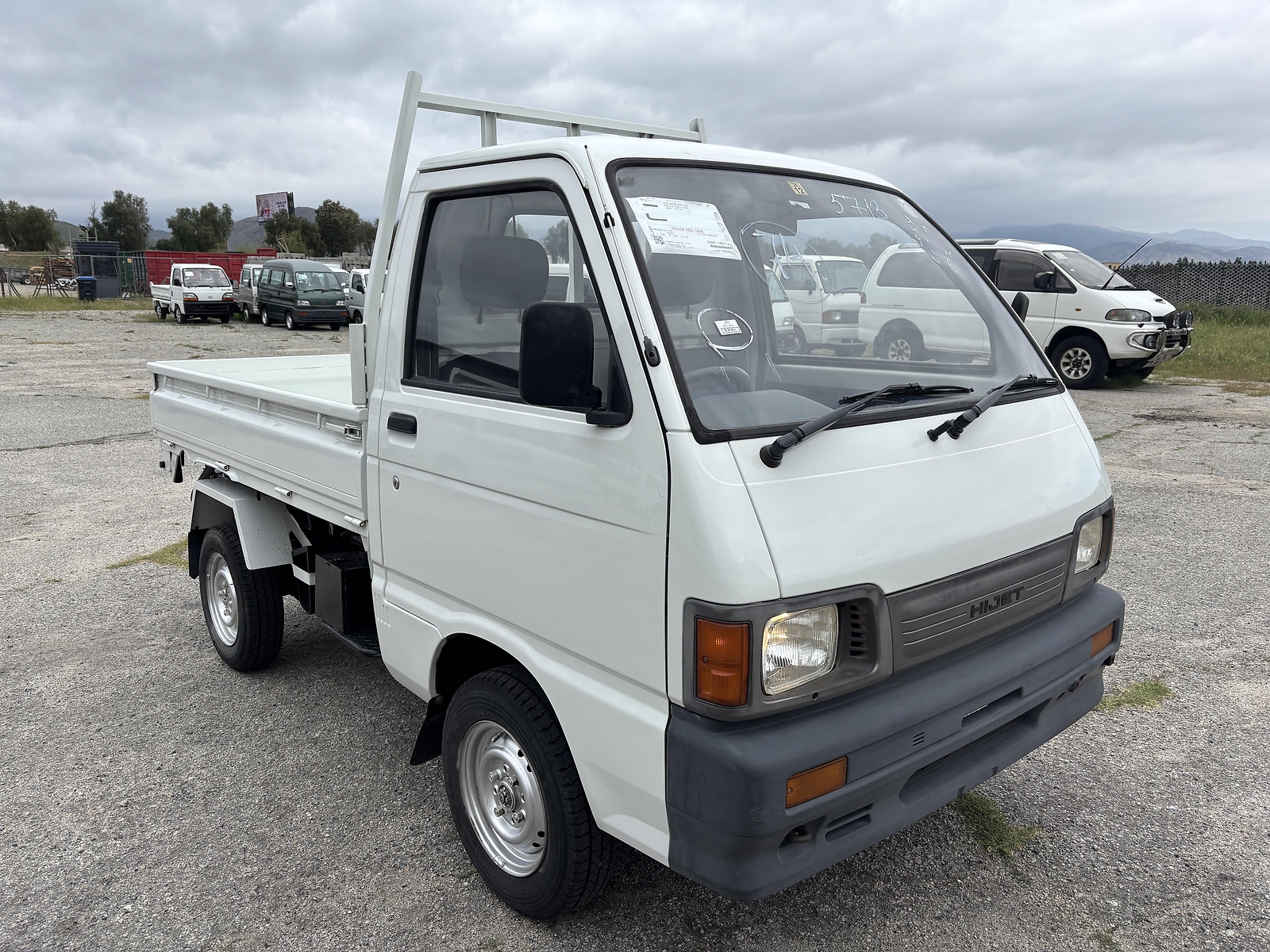 Daihatsu-Hijet-1993-Scissors-dump-4