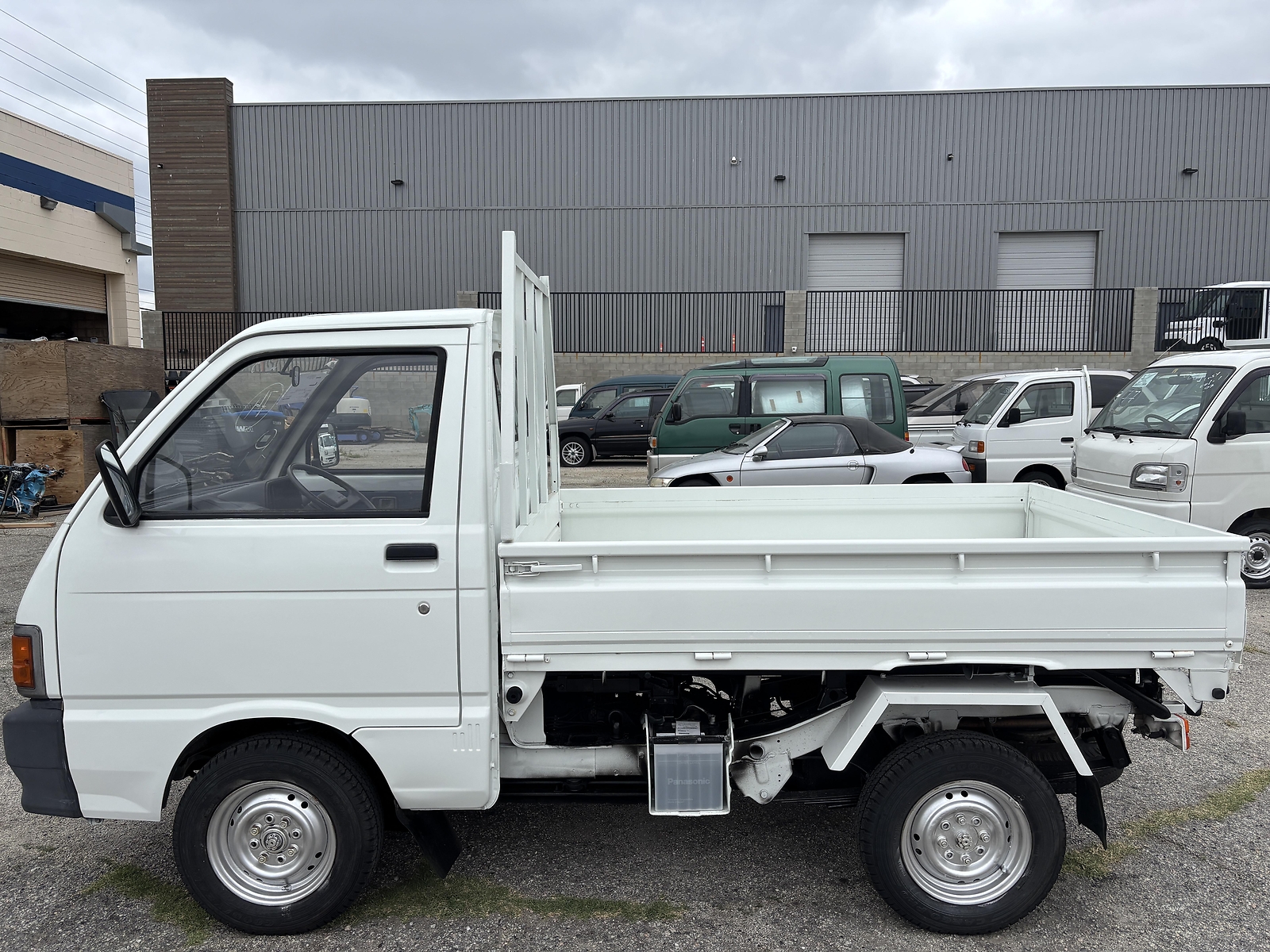 Daihatsu-Hijet-1993-Scissors-dump-7