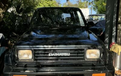 Daihatsu Rocky 1990