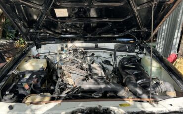 Daihatsu-Rocky-1990-SUV-8