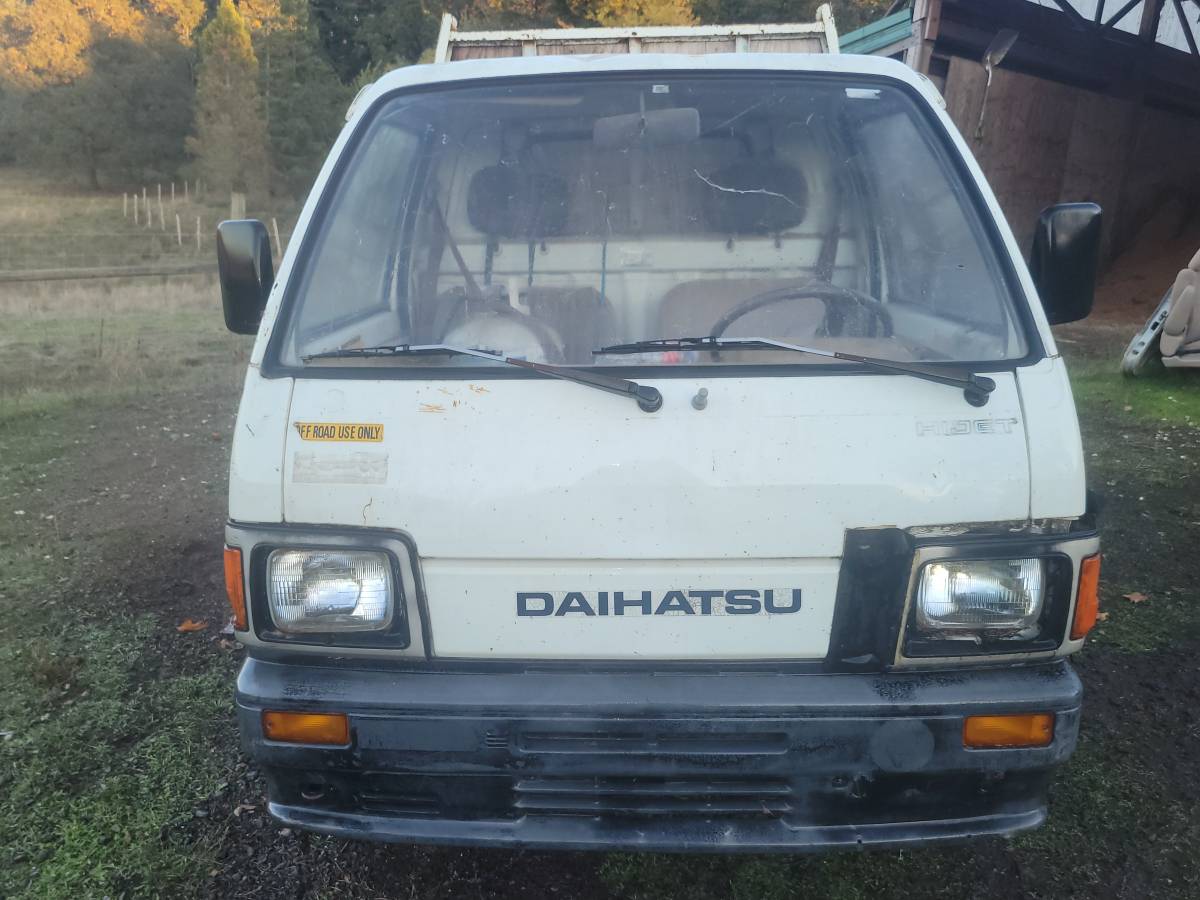 Daihatsu-hijet-1994-5
