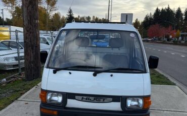 Daihatsu-hijet-1995-white-23
