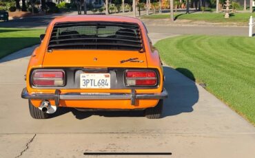 Datsun-240Z-1972-4