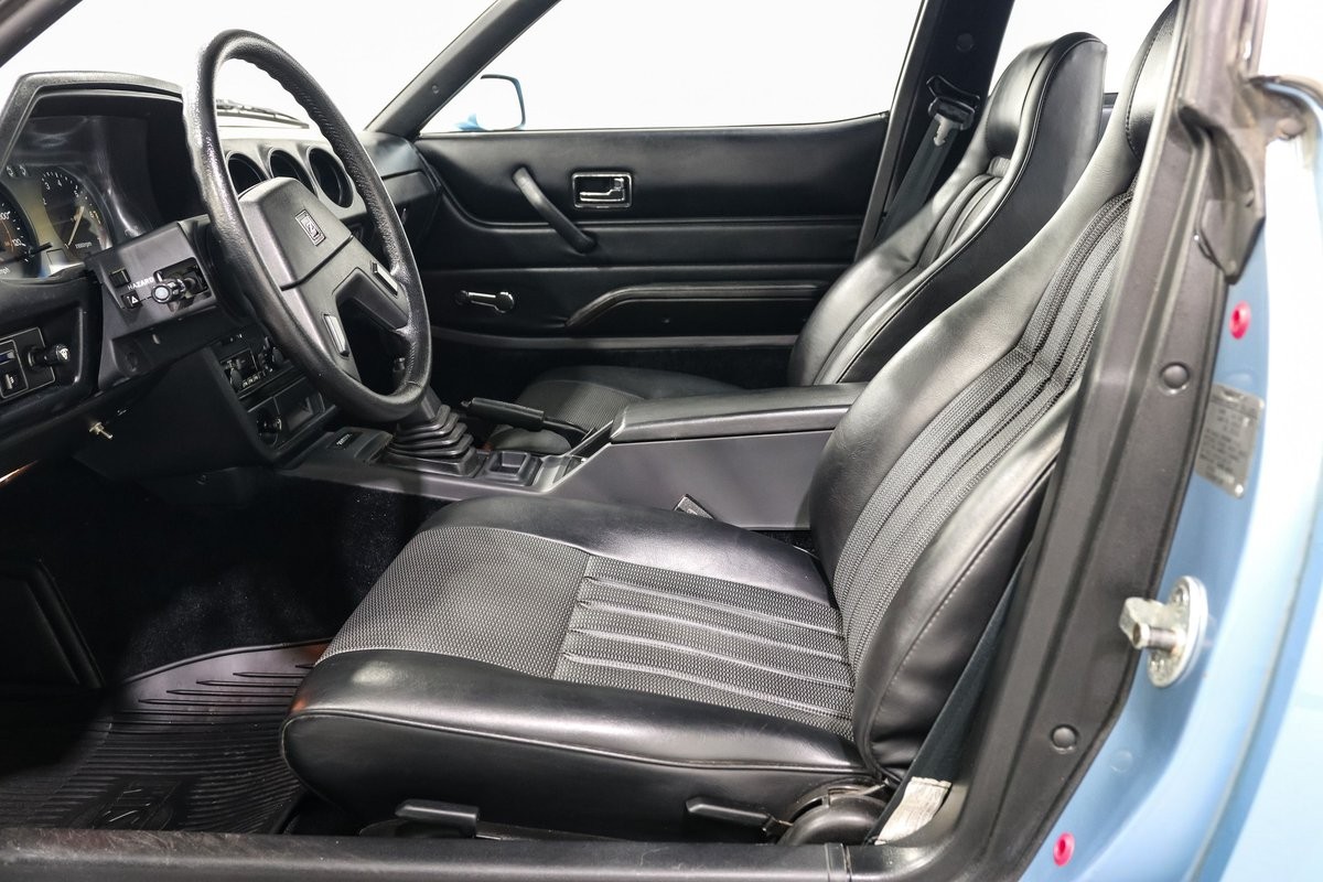 Datsun-280ZX-1979-Coupe-15