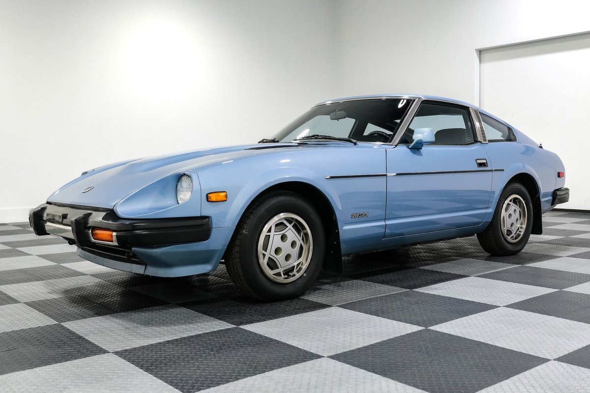 Datsun-280ZX-1979-Coupe-2
