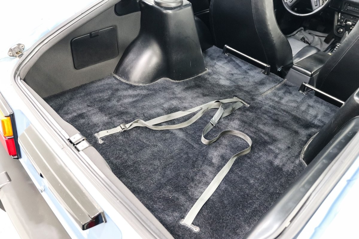 Datsun-280ZX-1979-Coupe-23