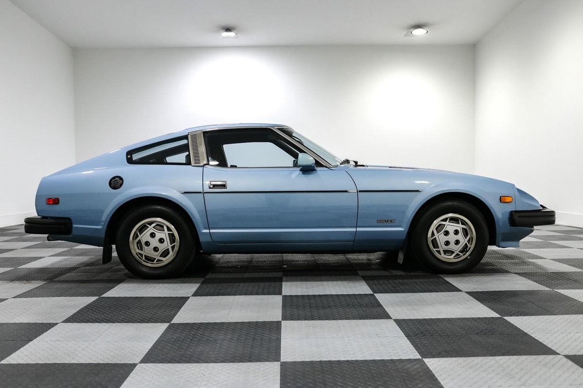 Datsun-280ZX-1979-Coupe-8