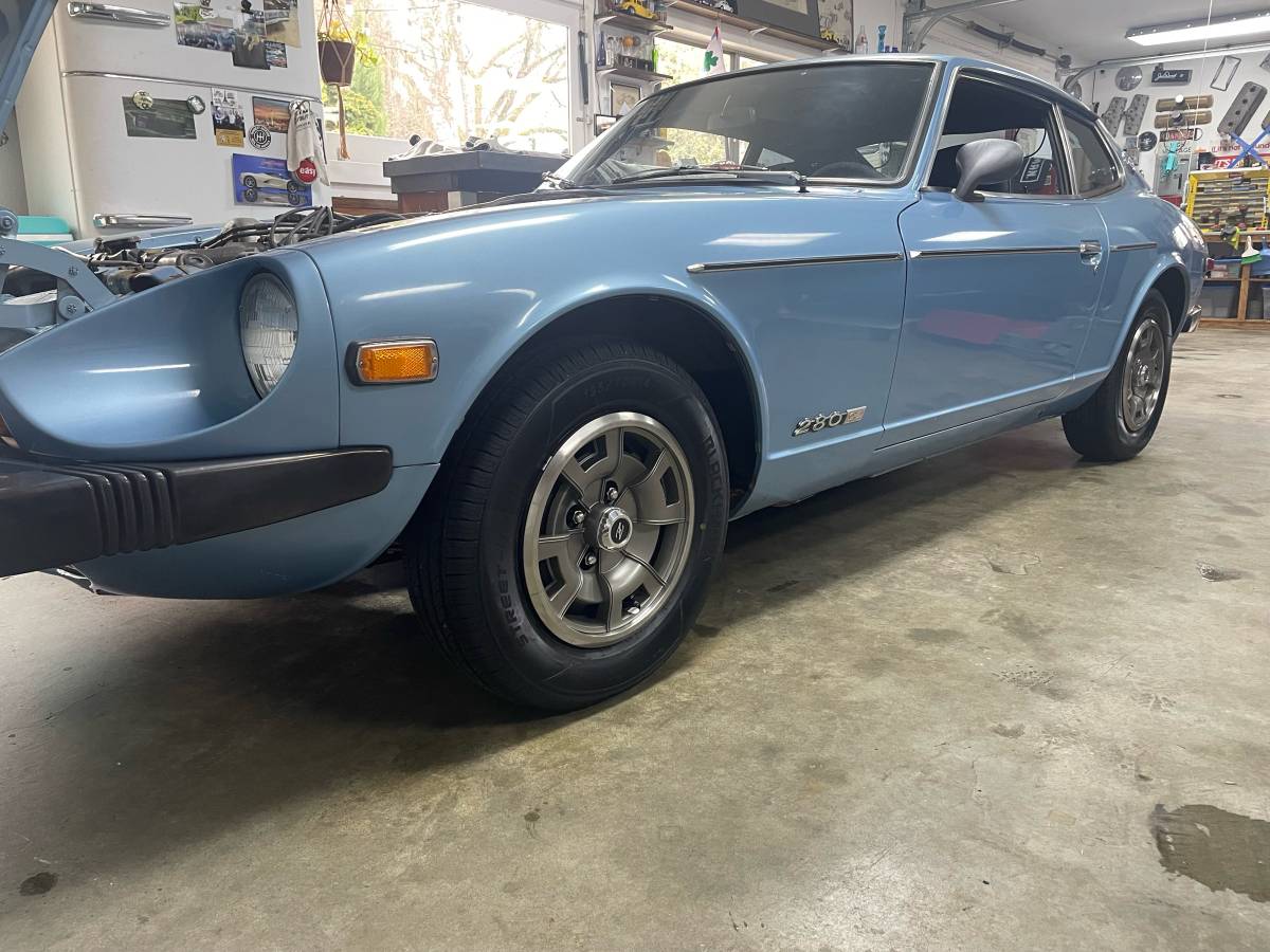 Datsun-280z-1977-blue-12