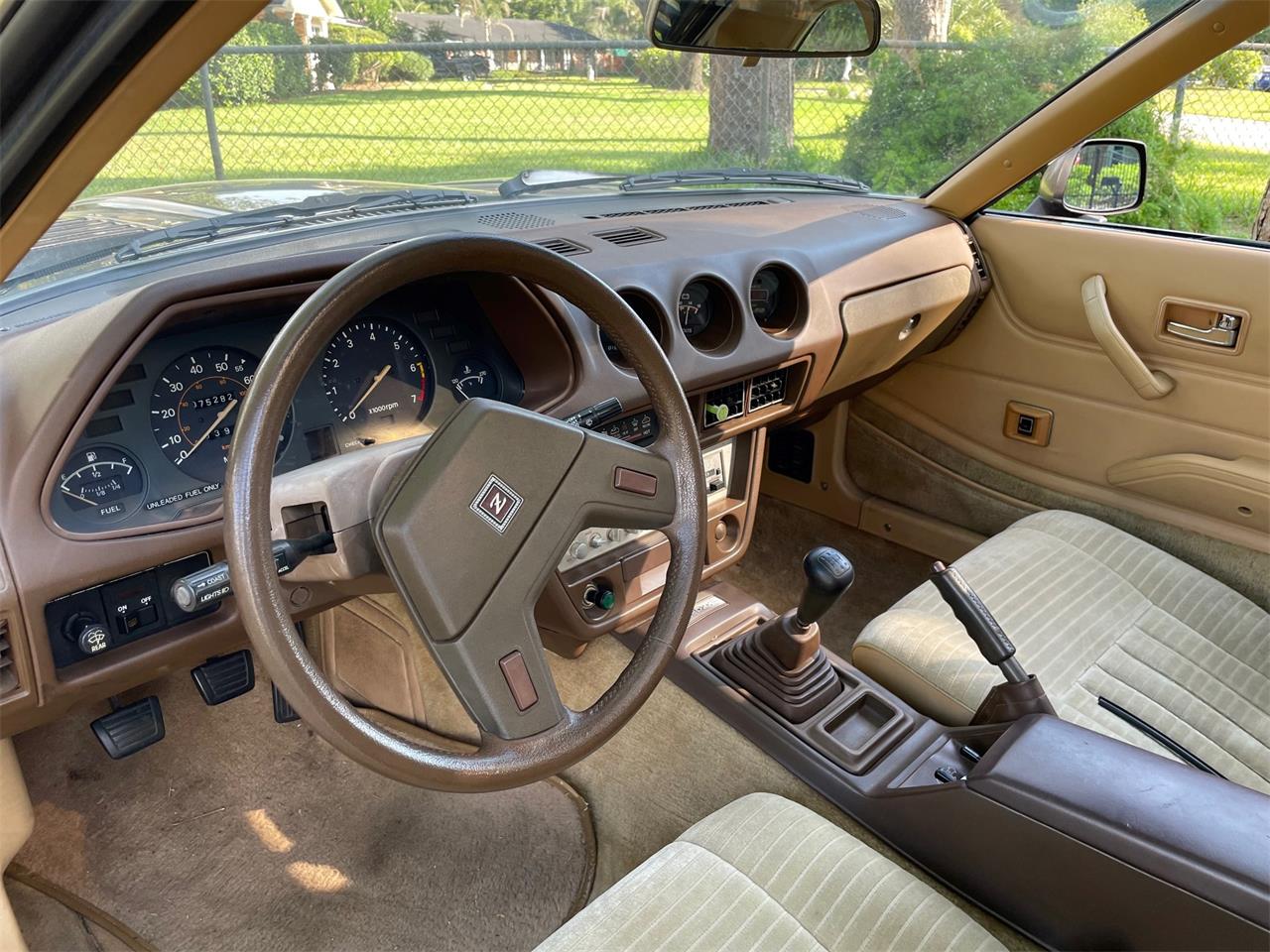 Datsun-280zx-1982-brown-tan-6