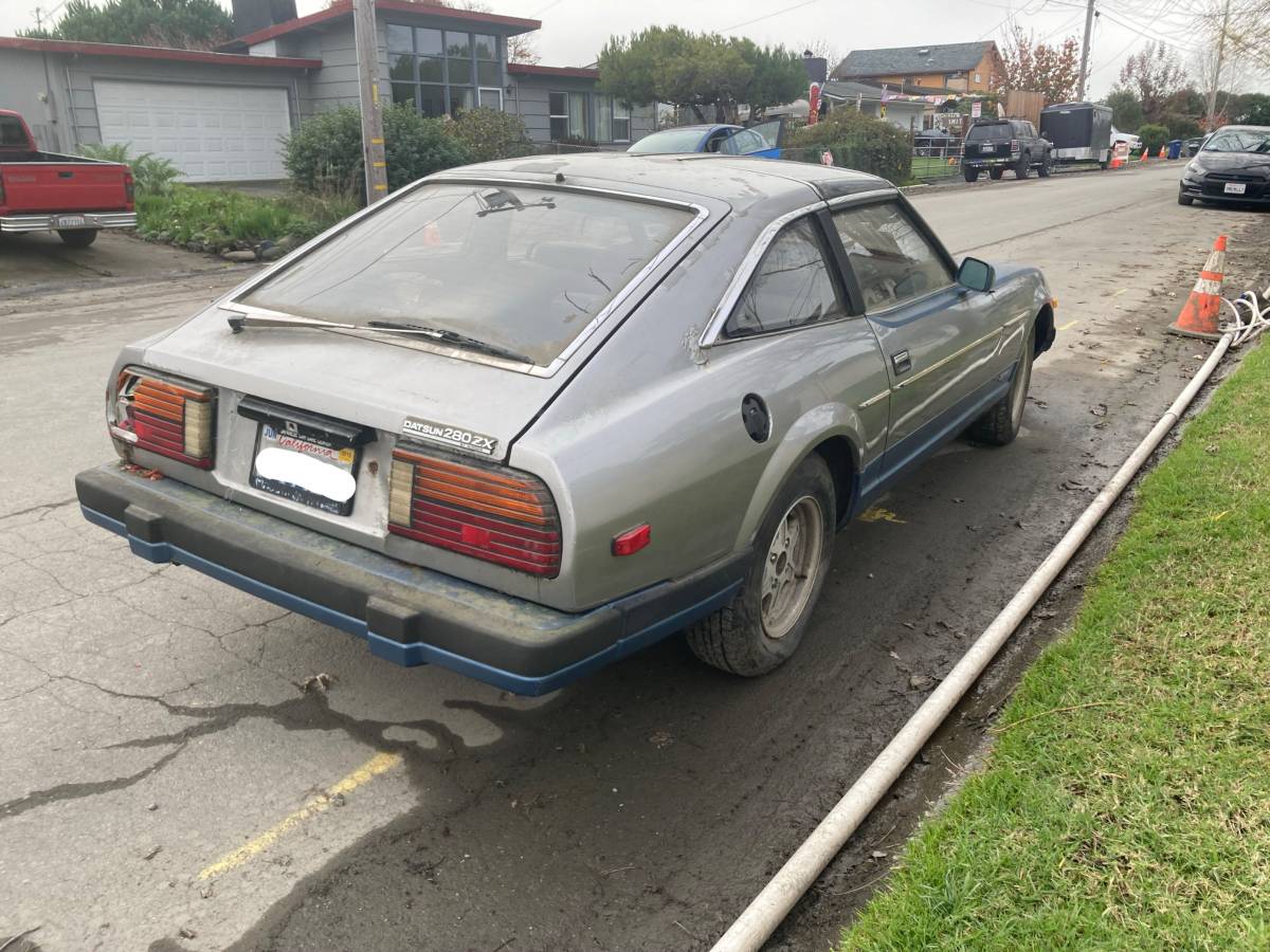 Datsun-280zx-1983-blue-3