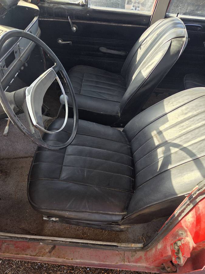 Datsun-411-1967-red-4