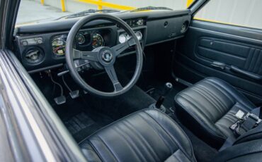 Datsun-510-1972-grey-10