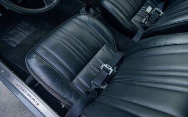 Datsun-510-1972-grey-18