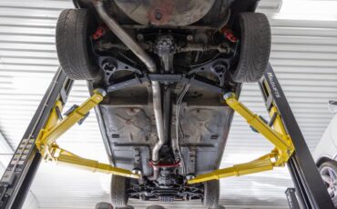 Datsun-510-1972-grey-19