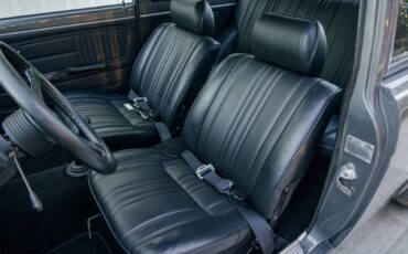 Datsun-510-1972-grey-2