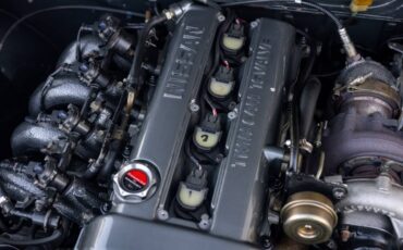 Datsun-510-1972-grey-7