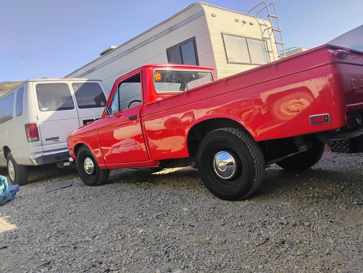 Datsun-521-1972-red-2