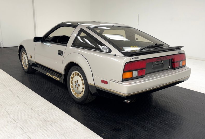 Datsun-Other-1984-Light-Pewter-Metalli-Black-12