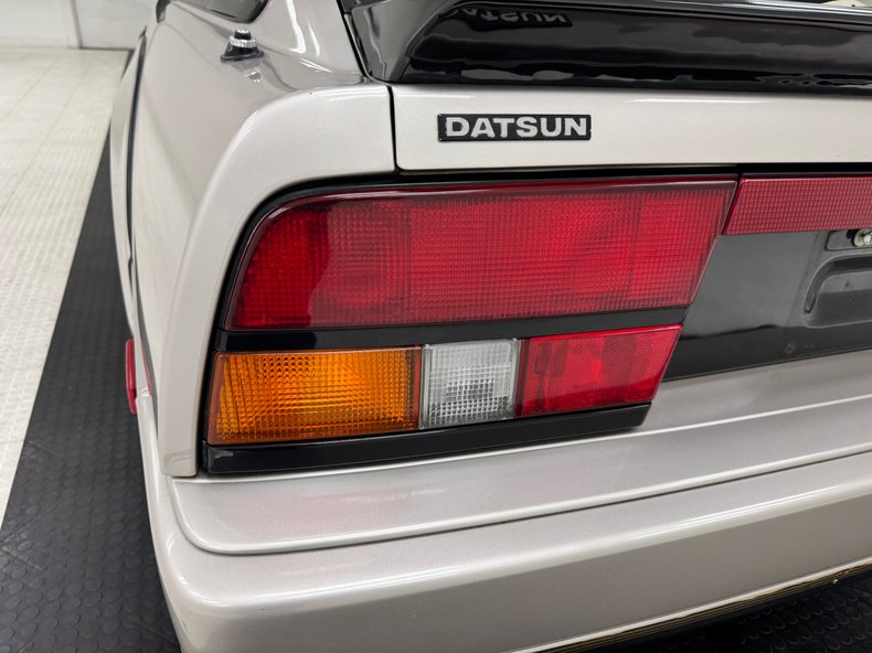 Datsun-Other-1984-Light-Pewter-Metalli-Black-30