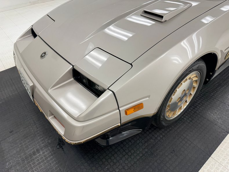 Datsun-Other-1984-Light-Pewter-Metalli-Black-35